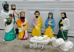 Vintage Empire Lighted Blow Mold 10 piece Nativity Manger Scene