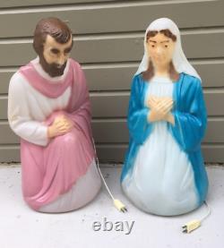 Vintage GENERAL FOAM LIGHTED BLOW MOLD MARY & JOSEPH NATIVITY SET 26 USA