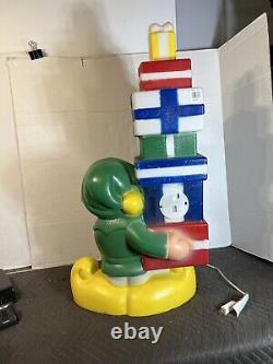 Vintage General Foam Plastics 34 Elf With Stack Of Presents Blowmold