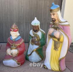 Vintage General Foam Plastics Blow Mold 9-Piece Nativity Manger Scene