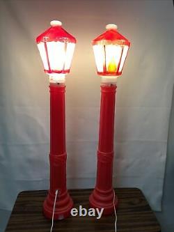 Vintage General Foam Set Of 2 Blow Mold Lamp Post Red Christmas Lamppost