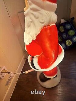 Vintage General Foam Waving Santa Blow Mold 40 Lighted Blue Eyes Christmas