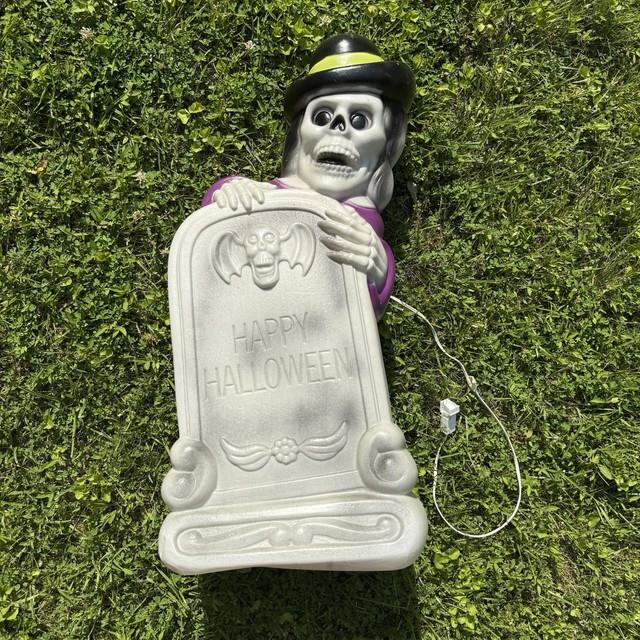 Vintage Grave Tombstone Skeleton Halloween Blow Mold 27