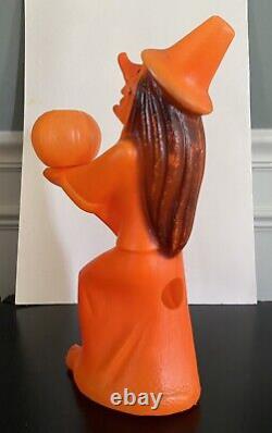 Vintage HALLOWEEN BLOW MOLD Tico WITCH HOLDING Small PUMPKIN 13 Light Up