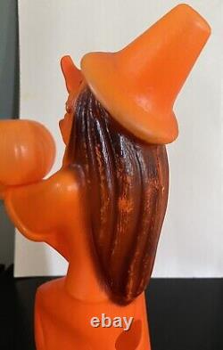 Vintage HALLOWEEN BLOW MOLD Tico WITCH HOLDING Small PUMPKIN 13 Light Up