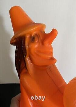 Vintage HALLOWEEN BLOW MOLD Tico WITCH HOLDING Small PUMPKIN 13 Light Up