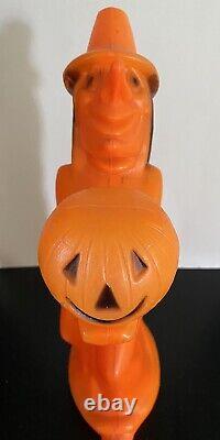 Vintage HALLOWEEN BLOW MOLD Tico WITCH HOLDING Small PUMPKIN 13 Light Up