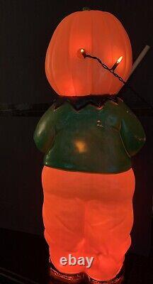 Vintage Halloween Blow Mold Pumpkin Head Scarecrow 31 Lighted Holds Sign Bright Vintage Halloween Blow Mold Pumpkin Head Scarecrow 31 Lighted Holds Sign Bright