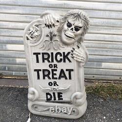Vintage Halloween Lighted Blow Mold Trick Or Treat Tombstone Grave 28