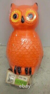 Vintage Halloween Owl Plastic Blow Mold Lantern Decoration Union Products 1996