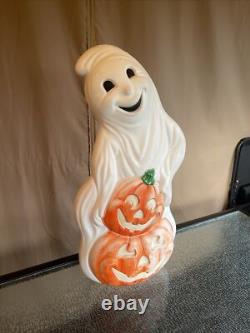 Vintage Happy Ghost With Pumpkins Blow Mold Halloween Yard Decor From 90's Vintage Happy Ghost With Pumpkins Blow Mold Halloween Yard Decor From 90's