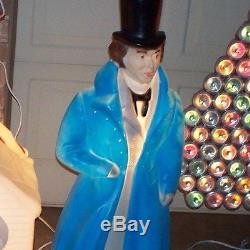 Vintage Light Up Blow Mold Material Man Figure Singing In Choir 38 High
