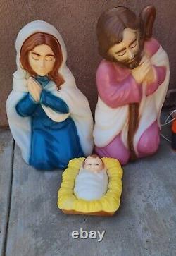 Vintage Mary Joseph Jesus 3 Piece Blow Mold Nativity Set Christmas Glow Plastic