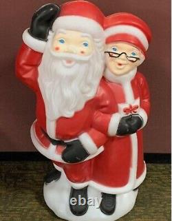 Vintage Mr & Mrs Clause Light Up Blow Mold Christmas Decoration 1978 Empire