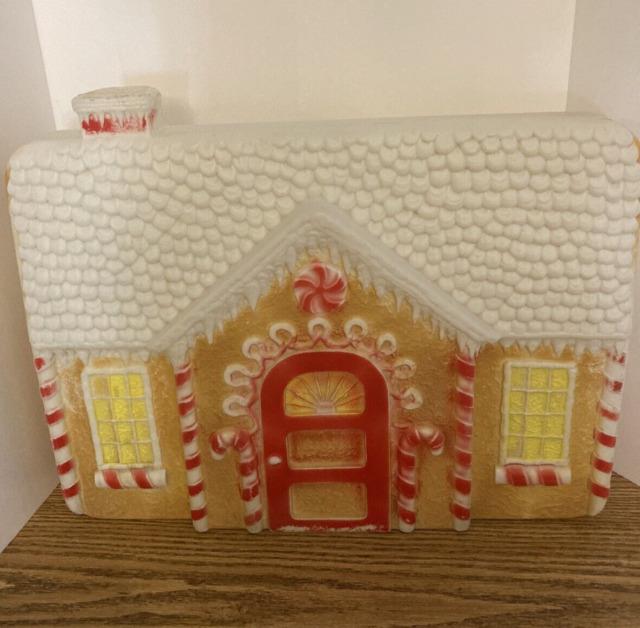 Vintage Rare Don Featherstone Union Gingerbread House Blow Mold Rare