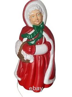 Vintage Santa's Best Mrs. Claus 40 Lighted Blow Mold Christmas Decor works