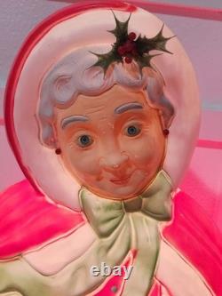 Vintage Santa's Best Mrs. Claus 40 Lighted Blow Mold Christmas Yard Decor Vintage Santa's Best Mrs. Claus 40 Lighted Blow Mold Christmas Yard Decor
