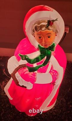 Vintage Santa's Best Mrs. Claus 40 Lighted Blow Mold Christmas Yard Decor