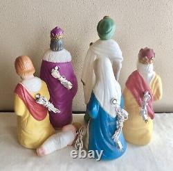 Vintage Small Table Top Nativity Set Christmas Blow Mold Plastic Lighted 6 Piece