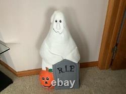 Vintage TPI Ghost Pumpkin R. I. P. Halloween Blow Mold 702