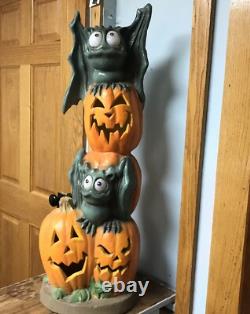 Vintage Trendmaster Bat and Pumpkin Totem Stack Halloween Foam Mold 1993 Vintage Trendmaster Bat and Pumpkin Totem Stack Halloween Foam Mold 1993