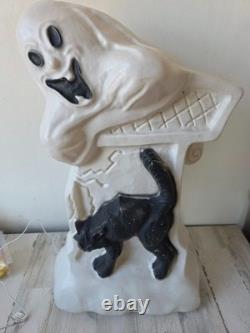 Vintage ghost cat tombstone blow mold RARE drainage Halloween lawn decor rare Vintage ghost cat tombstone blow mold RARE drainage Halloween lawn decor rare