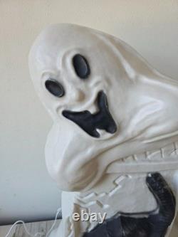 Vintage ghost cat tombstone blow mold RARE drainage Halloween lawn decor rare Vintage ghost cat tombstone blow mold RARE drainage Halloween lawn decor rare