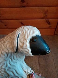 Vtg. 1989 Union Products 2 White Lambs & 1 Black Sheep Blow Mold Rare No Lights Vtg. 1989 Union Products 2 White Lambs & 1 Black Sheep Blow Mold Rare No Lights