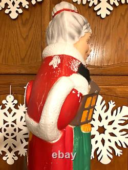 Vtg 37 Tpi Mrs Santa Claus Holding Lantern Christmas Blow Mold Light Yard Decor