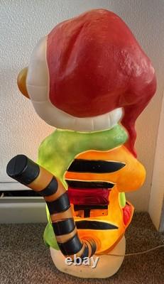 Vtg Disney Tigger Christmas 36 Lighted Plastic Blow Mold Santa's Best Vtg Disney Tigger Christmas 36 Lighted Plastic Blow Mold Santa's Best