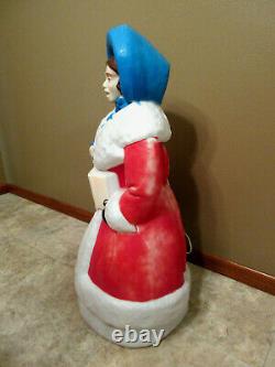 Vtg Empire Christmas Dickens Woman & Girl Christmas Caroler Blow Mold 35 Tall