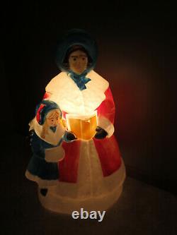 Vtg Empire Christmas Dickens Woman & Girl Christmas Caroler Blow Mold 35 Tall