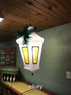 Vtg Municipal City Xmas Lantern Lighted White Blow Mold Stain Glass Look 34 Tall