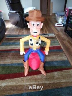 Woody On Present Disney Toy Story Christmas Airblown Inflatable Prototype
